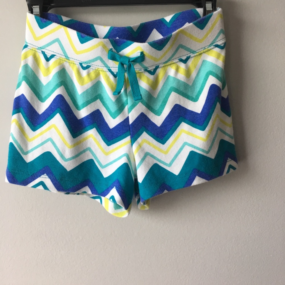 Gymboree size 7 Girls bright chevron shorts
